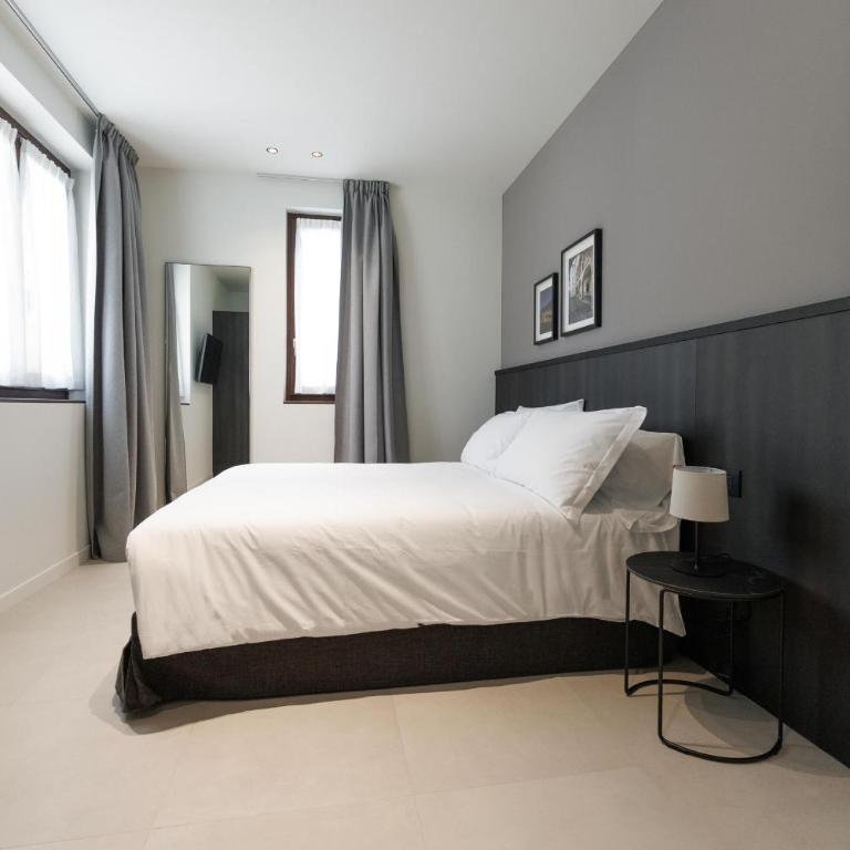 Hotel Stelvio Tirano - Double or Twin Room with City View - 5