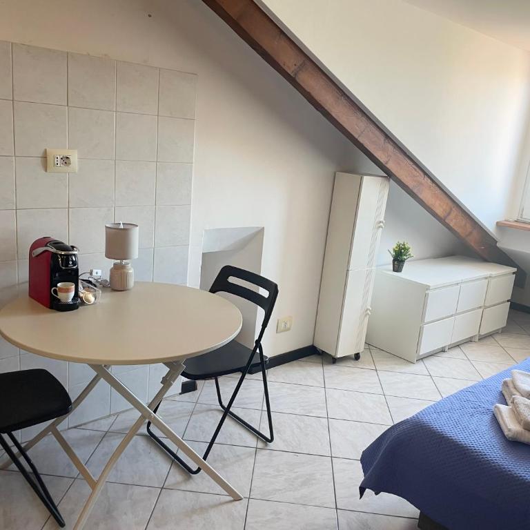 Mansarda N12 Galliari - Appartamento con 1 Camera da Letto - 3