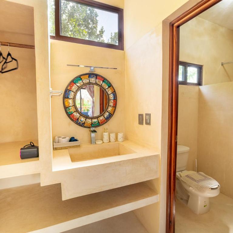 Atenea 3 private bedrooms - Estudio con vistas a la piscina - 6