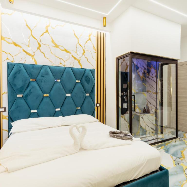 Dove Dormire a Napoli New Opening 2025 - Queen Room with Spa Bath - 8