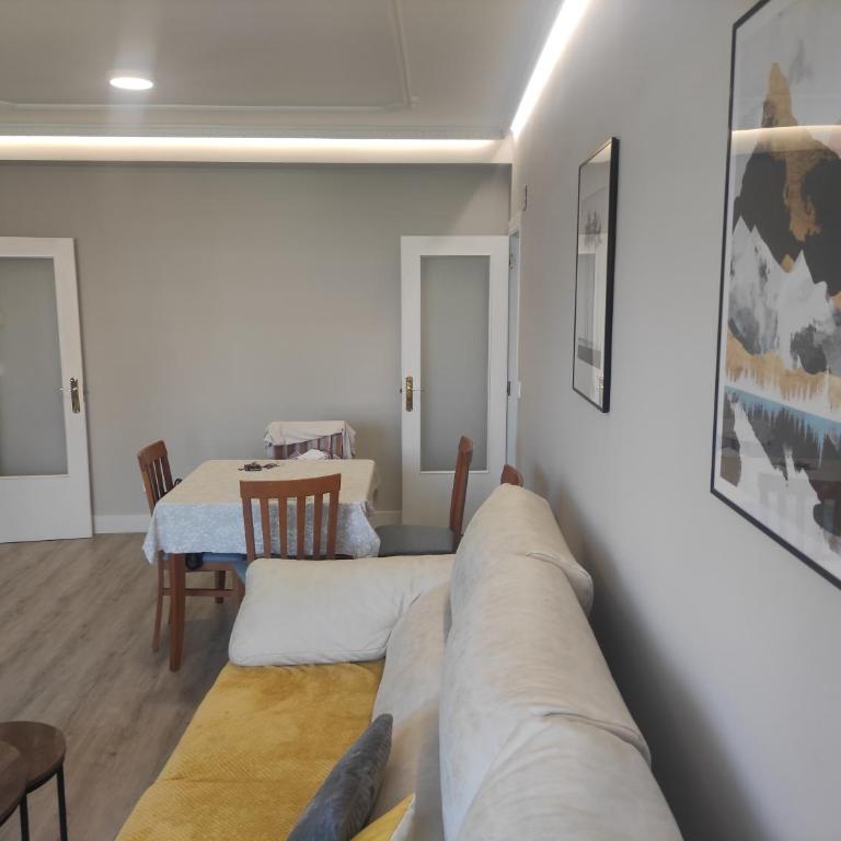 Spacious with free parking in Old Town-Casco Viejo - Apartment mit 2 Schlafzimmern - 23