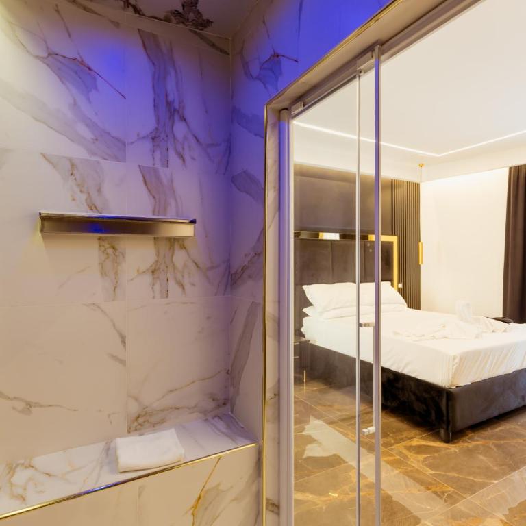 Dove Dormire a Napoli New Opening 2025 - King Room with Spa Bath - 16