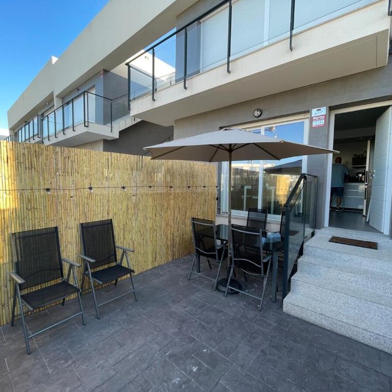 Gran Azul - Apartamento familiar a 5 minutos de la playa con una gran piscina - Three-Bedroom House - 12