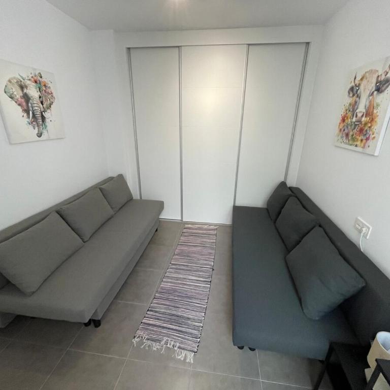 Gran Azul - Apartamento familiar a 5 minutos de la playa con una gran piscina - Three-Bedroom House - 17