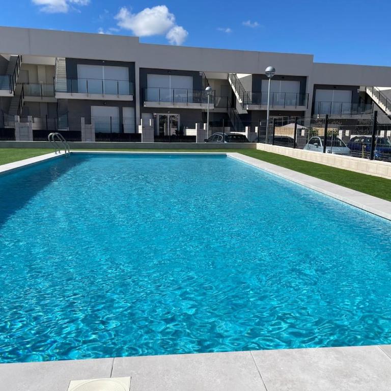 Gran Azul - Apartamento familiar a 5 minutos de la playa con una gran piscina - Three-Bedroom House - 35