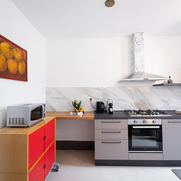 Casa Bardi - Three-Bedroom Apartment Suite - 15