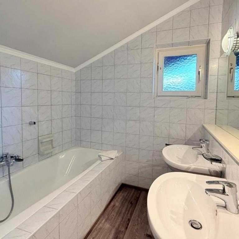 Luxury 4BR Villa Velden Pool Grill - Villa mit 3 Schlafzimmern - 13