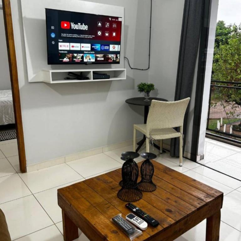 Departamento cerca del centro y aeropuerto en Luque - Apartamento de 2 dormitorios - 7