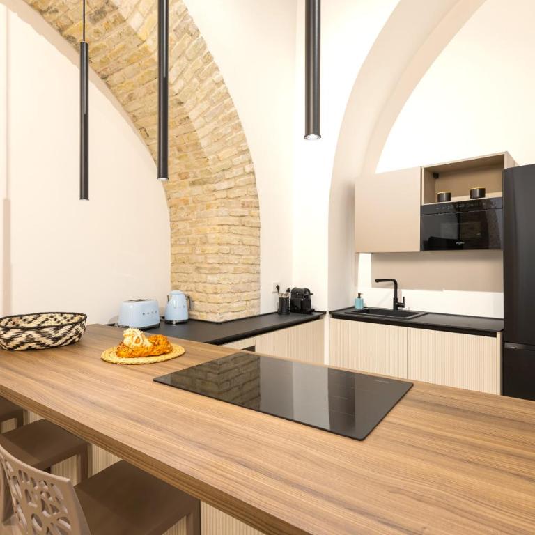Cagliari Marina - Appartamento con 1 Camera da Letto - 23