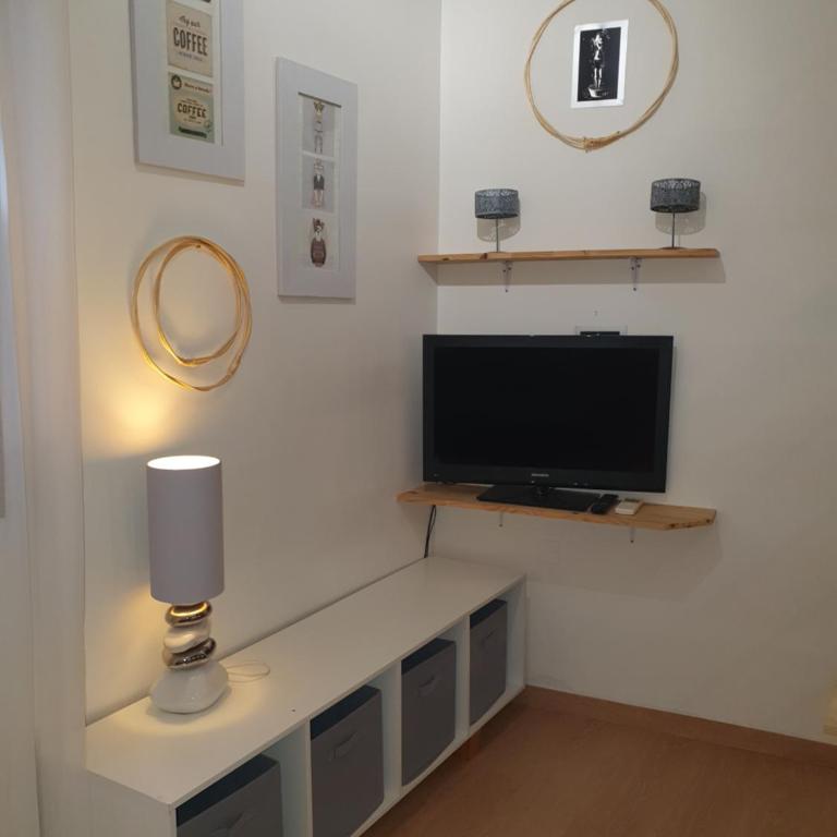 studio climatisé proche palais des papes - Appartement 1 Chambre - 2