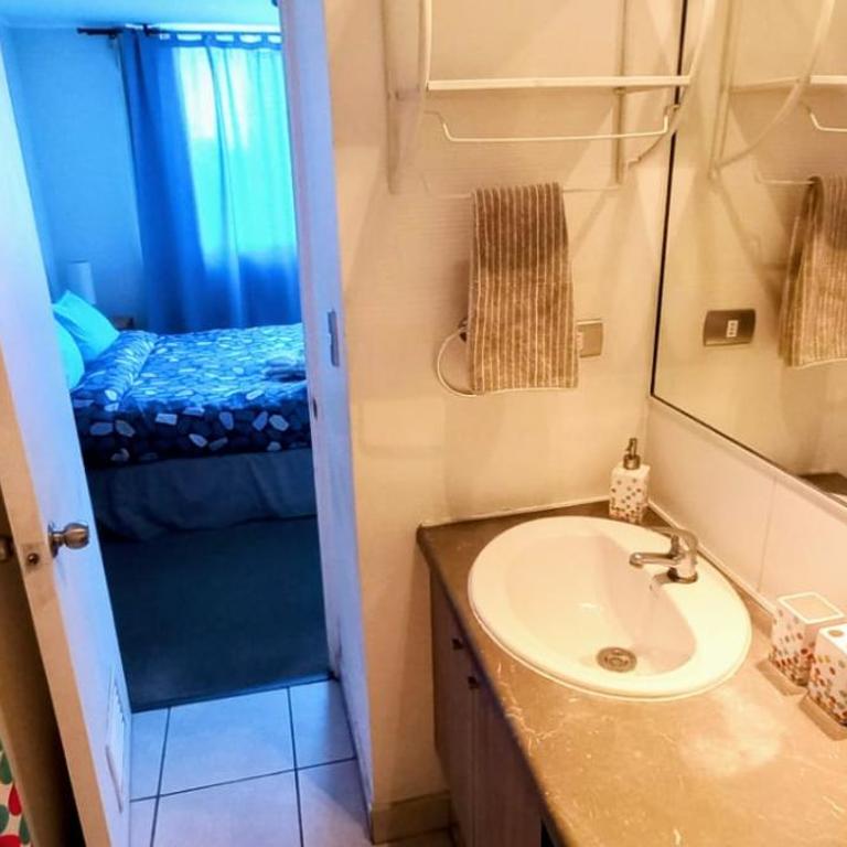 Frente al metro - Funcional y con wifi - La Pinta - One-Bedroom Apartment - 20