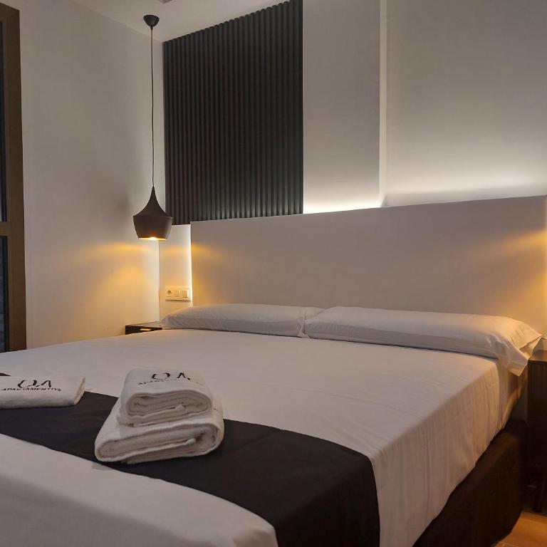 Apartamentos Ordesa Ainsa - Two-Bedroom Standard Apartment - 13
