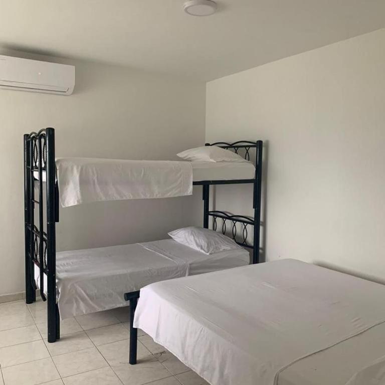 Hospredaje,Tres Carabelas,Cartagena,Turismocolombia-fit - Apartamento Deluxe de 3 dormitorios - 5