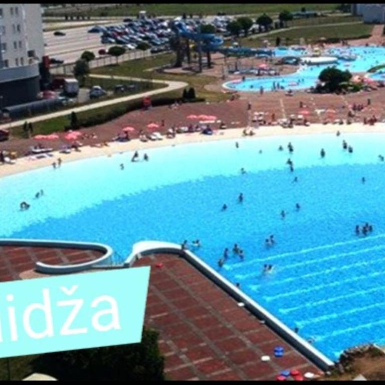 NEW Apartments - Apartman sa 2 Spavaće Sobe i Balkonom - 1