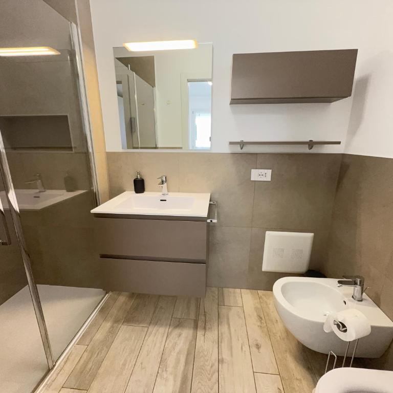 2 Min Walk Chorus Life, with 2 Bedrooms and 2 Bath - Appartamento con 2 Camere da Letto e Terrazza - 27