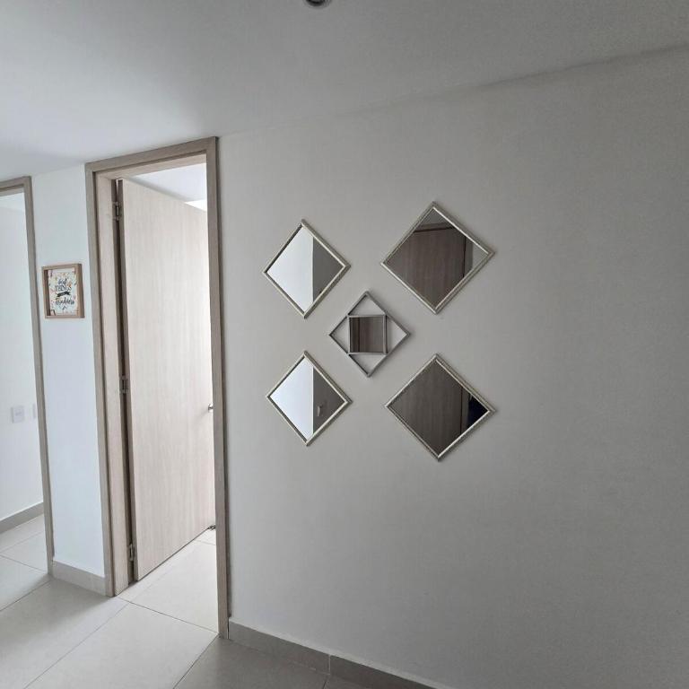 Espectacular Apartamento 9no piso - Three-Bedroom Apartment - 9