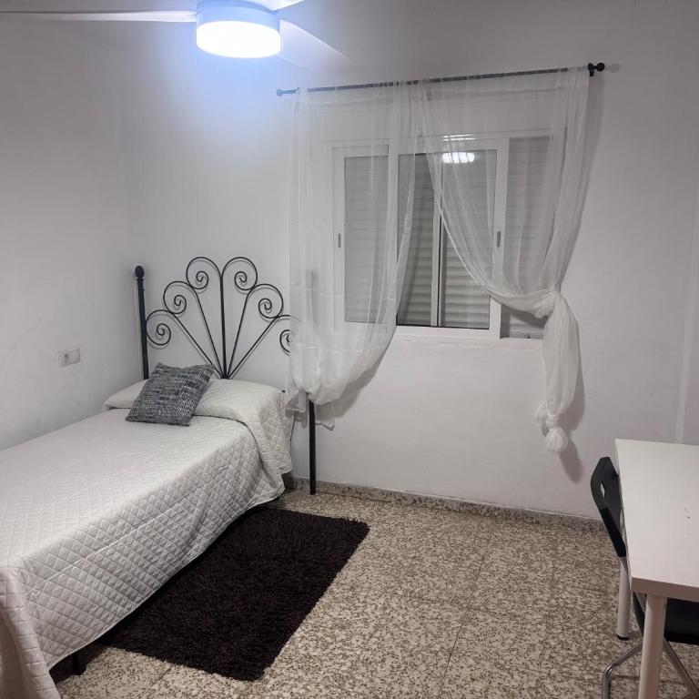 HomeSuarez - One-Bedroom Apartment - 4