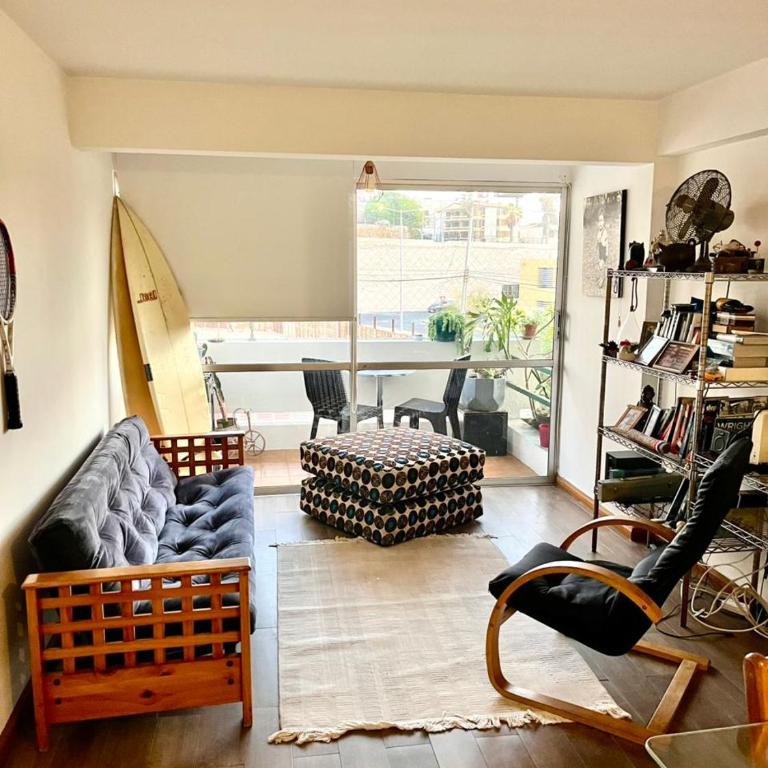 Cozy Apartment Near Chinchorro Beach - Three-Bedroom Apartment - 1