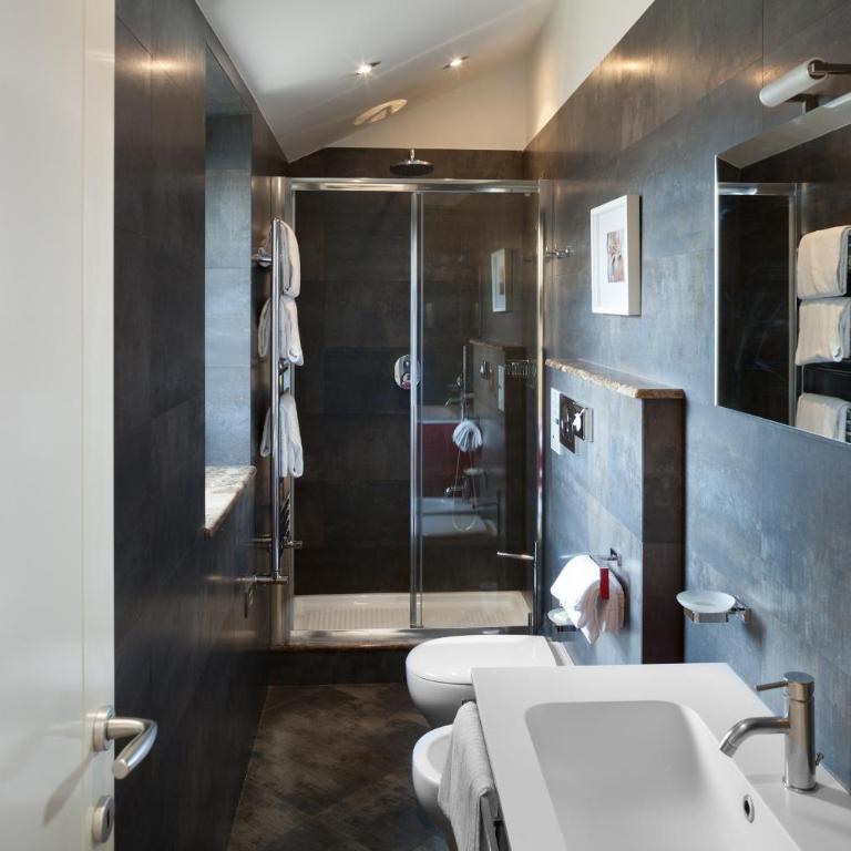 Hotel Executive - Camera Tripla Classic - 1