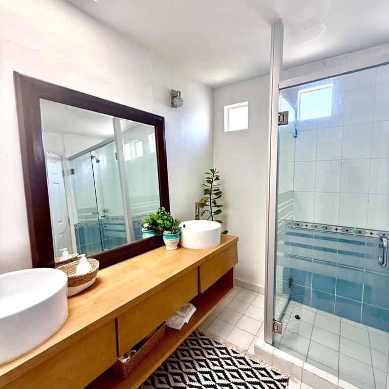 Beach House 8 Tijuana - Three-Bedroom House - 18