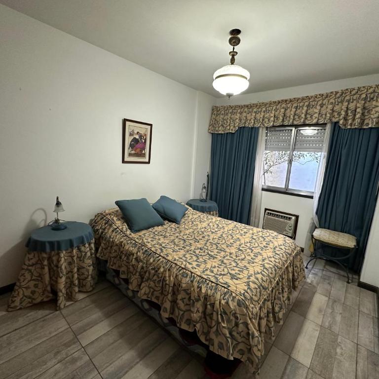 Departamento céntrico amplio con cochera incluida - Apartamento de 1 dormitorio - 12