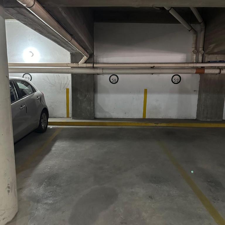 Departamento céntrico amplio con cochera incluida - Apartamento de 1 dormitorio - 14