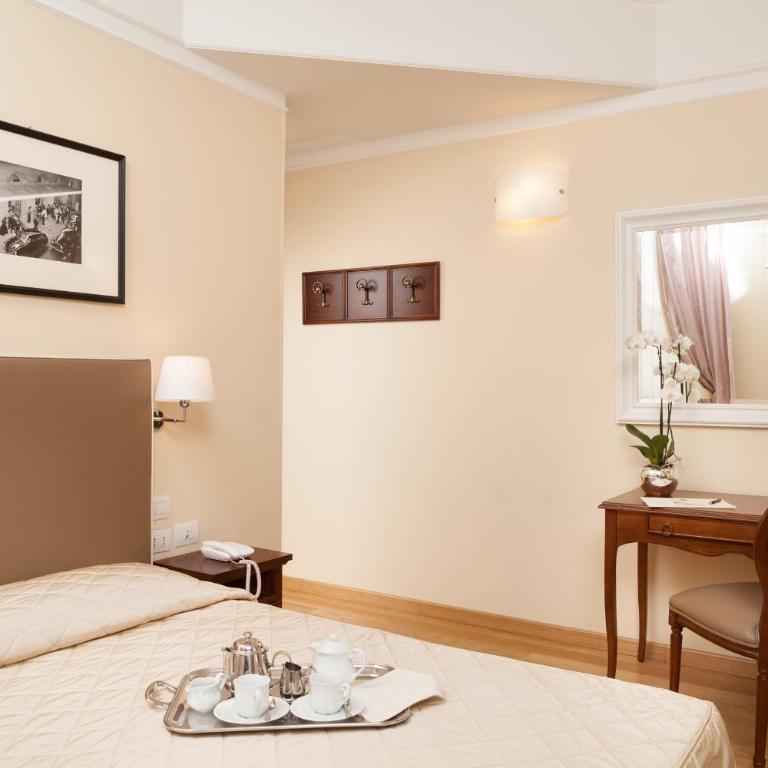 Hotel Executive - Camera Matrimoniale Classic - 7