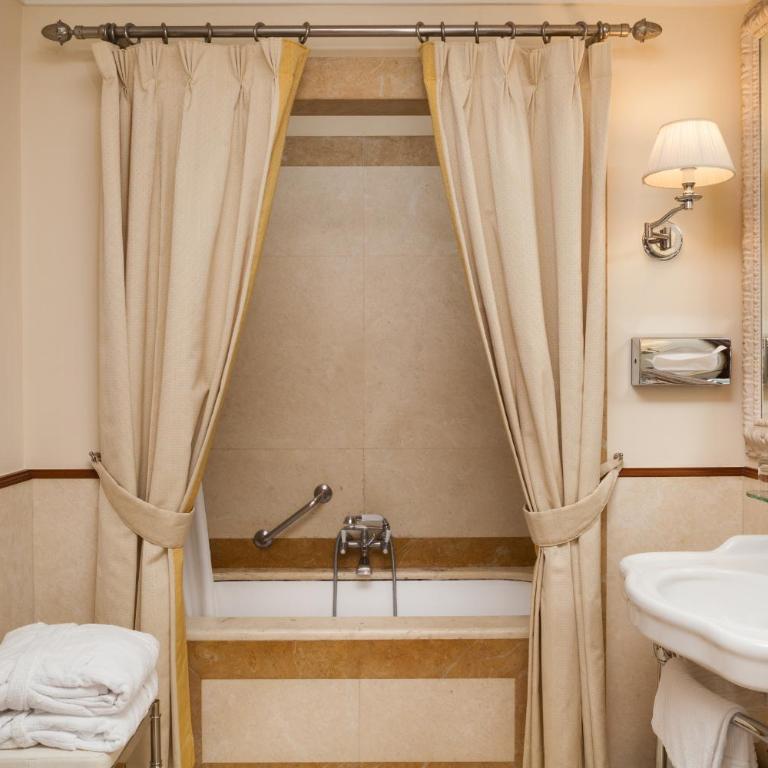 Hotel Executive - Suite Presidenziale - 6
