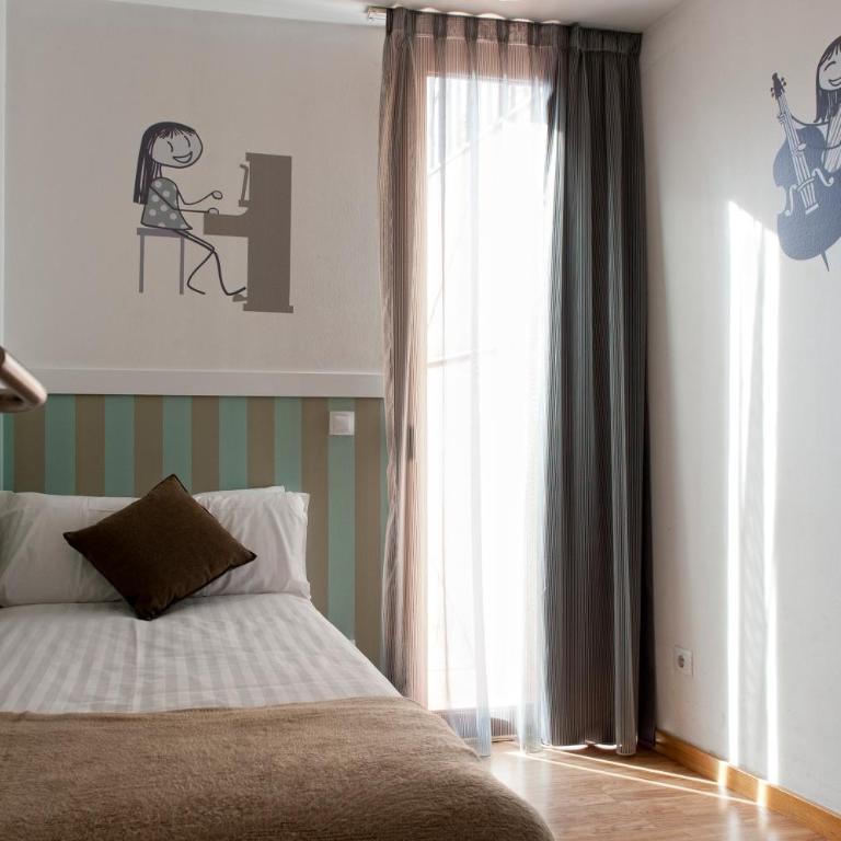 MH Apartments Liceo - Two-Bedroom Apartment - 3
