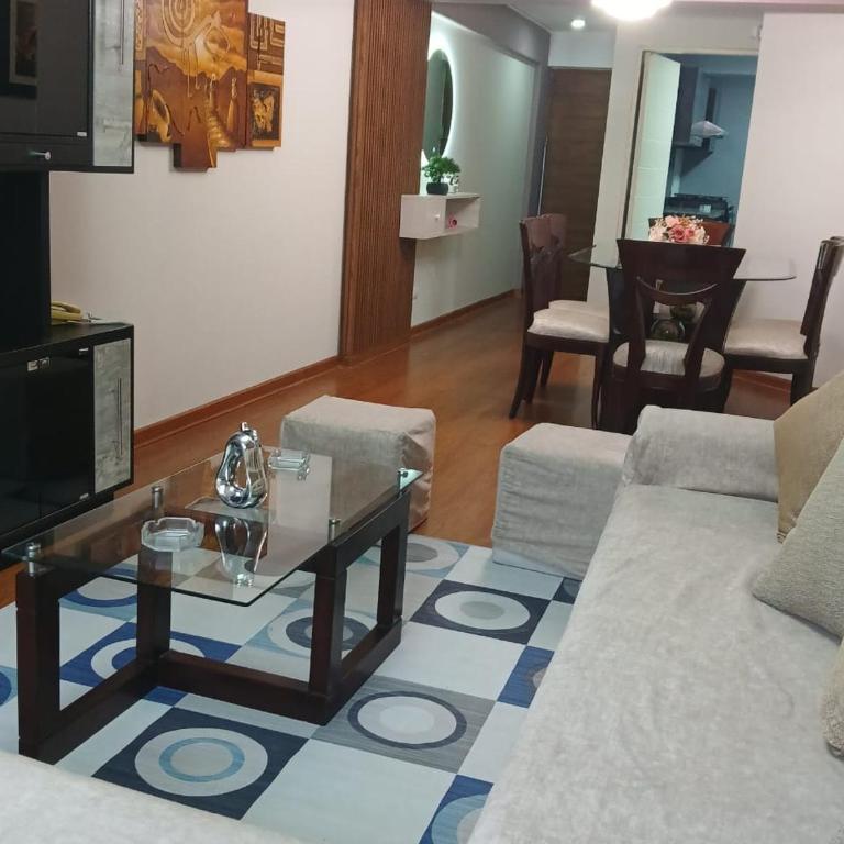 Porta - Apartamento de 1 dormitorio - 2