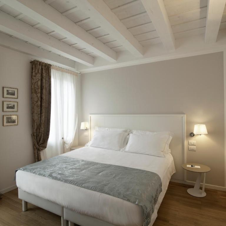 Chiara - Lodge - Camera Familiare con Terrazza - 5