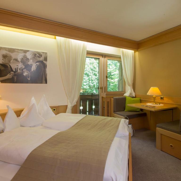 Hotel Burgfrieden - Camera Matrimoniale Comfort con Balcone - 5