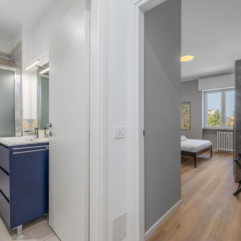 10 min to Malpensa Express, Air Conditioning - Three-Bedroom Apartment - 17