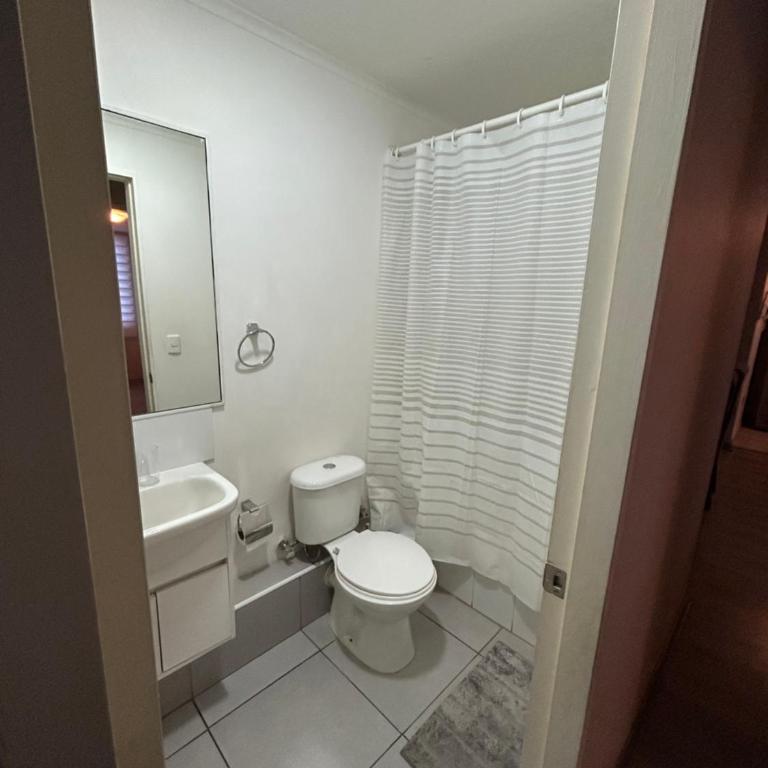 Departamento amplio familiar - Three-Bedroom Apartment - 10