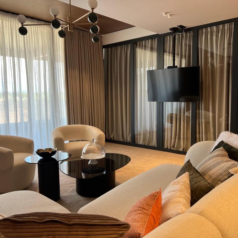 Hotel Aria - Deluxe Suite - 2