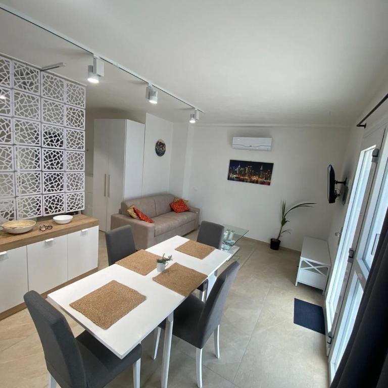 Monolocale Mare & Pineta MascagniHouse - Two-Bedroom Apartment - 6