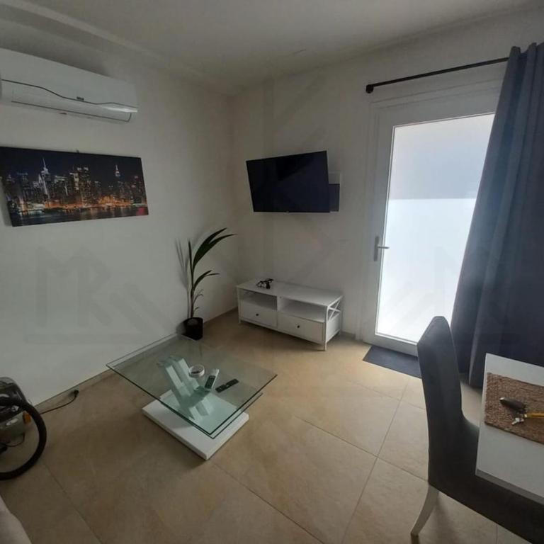 Monolocale Mare & Pineta MascagniHouse - Two-Bedroom Apartment - 8