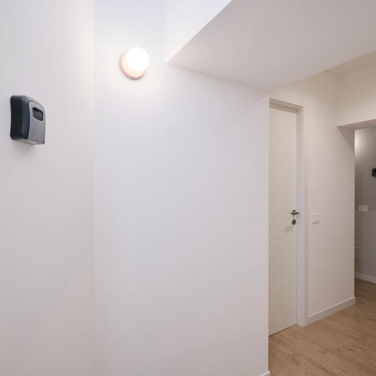 Pop Domus Guest House o Affittacamere - Camera Matrimoniale con Bagno Privato - 2
