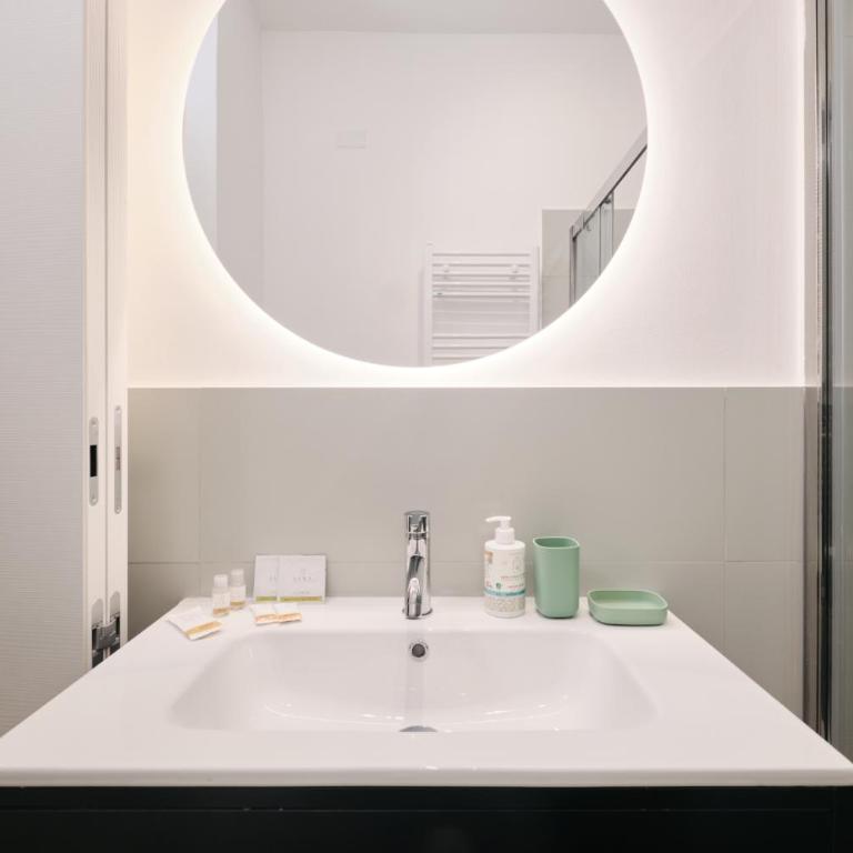 Pop Domus Guest House o Affittacamere - Camera Matrimoniale con Bagno Privato - 24