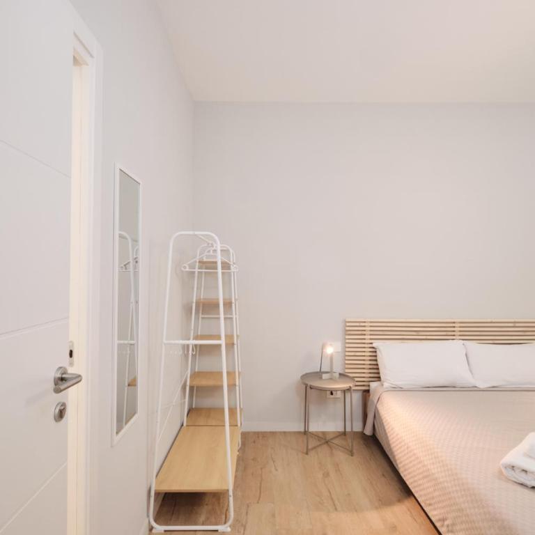 Pop Domus Guest House o Affittacamere - Camera Matrimoniale con Bagno Privato - 5