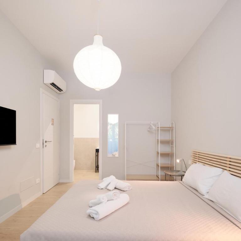 Pop Domus Guest House o Affittacamere - Camera Matrimoniale con Bagno Privato - 4