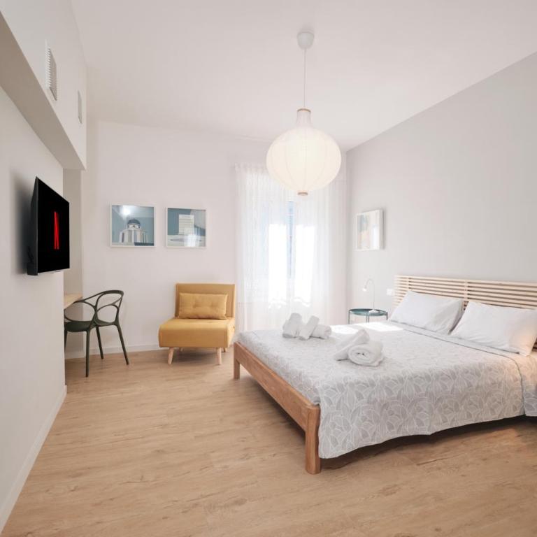 Pop Domus Guest House o Affittacamere - Camera Matrimoniale con Bagno Privato - 12