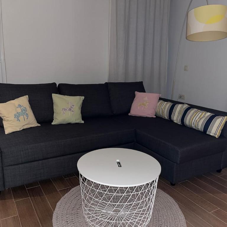 Ideally located designer flat - One-Bedroom Apartment - 4