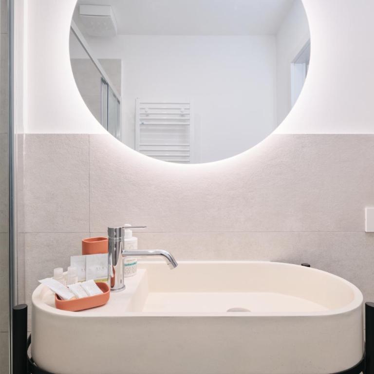 Pop Domus Guest House o Affittacamere - Camera Matrimoniale con Bagno Privato - 14