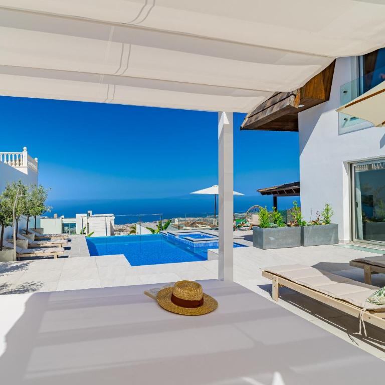 Casa Roque del Mar Private Villa with Heated Saltwater Pool, Jacuzzi & Ocean Views - Villa - 6