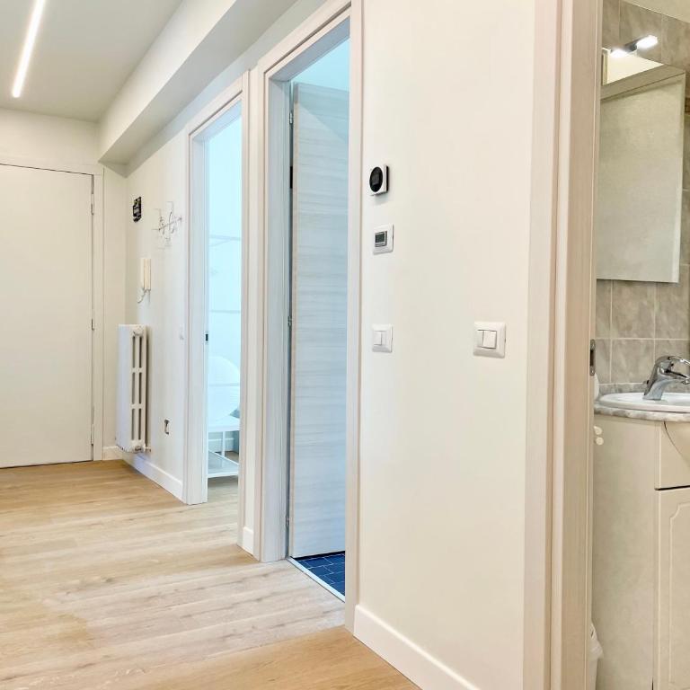 Nel cuore di Riccione ad un passo dal Mare - Apartment - 22