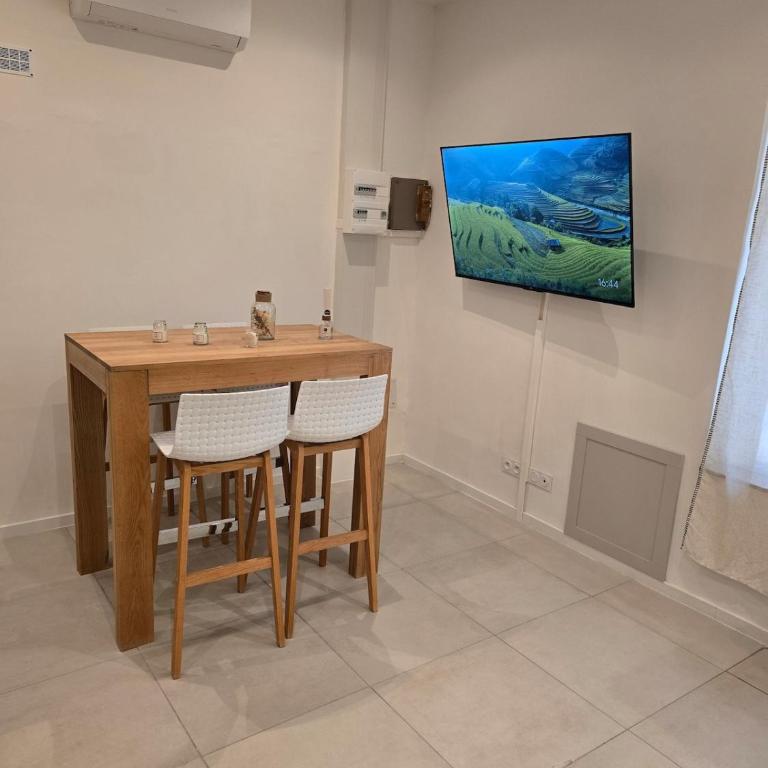 studio proche des arènes - One-Bedroom Apartment - 3