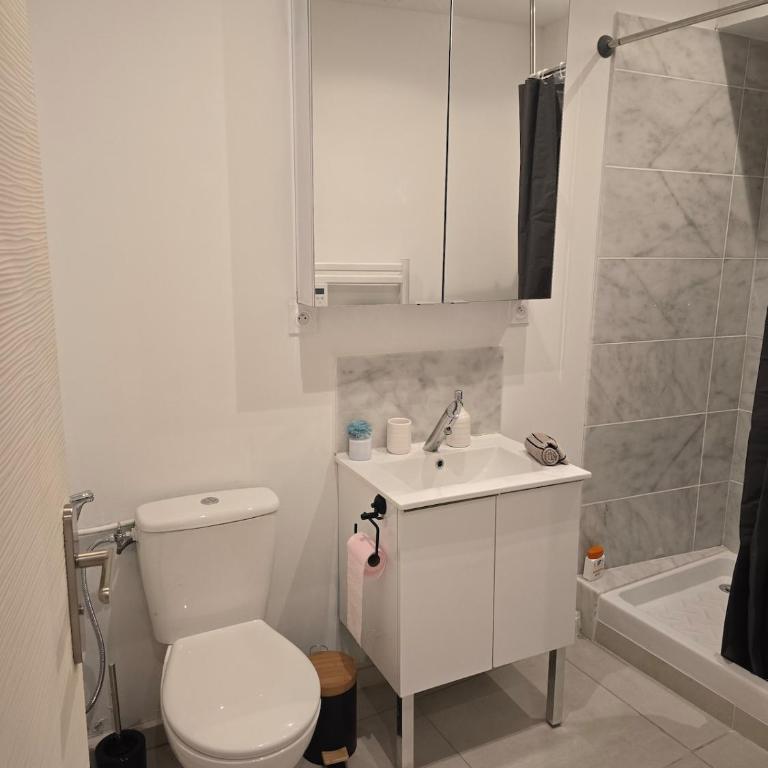 studio proche des arènes - One-Bedroom Apartment - 7