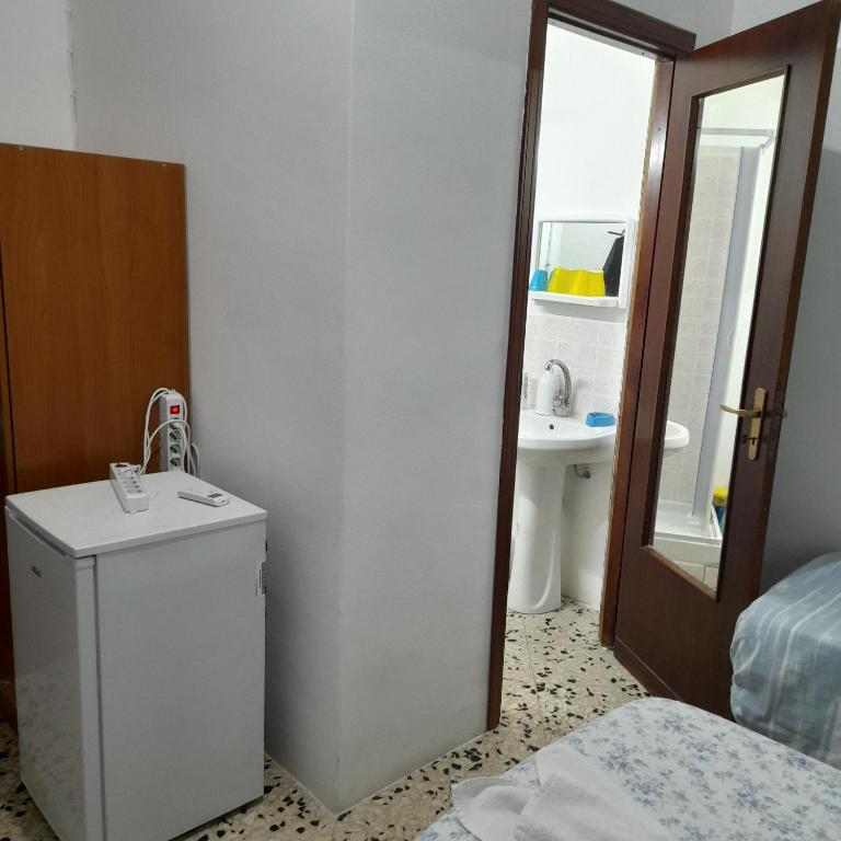 Desire'- Le Caprice - Triple Room - 7