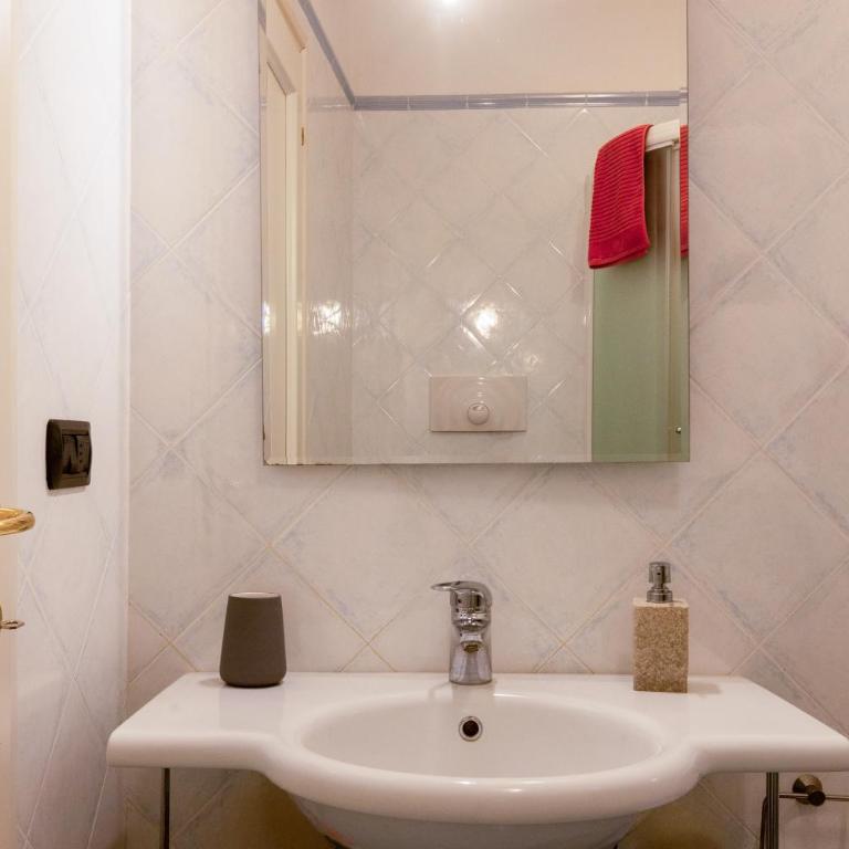 Lucherini 12 - Grande Appartamento Centro - Appartamento con 2 Camere da Letto e Terrazza - 18